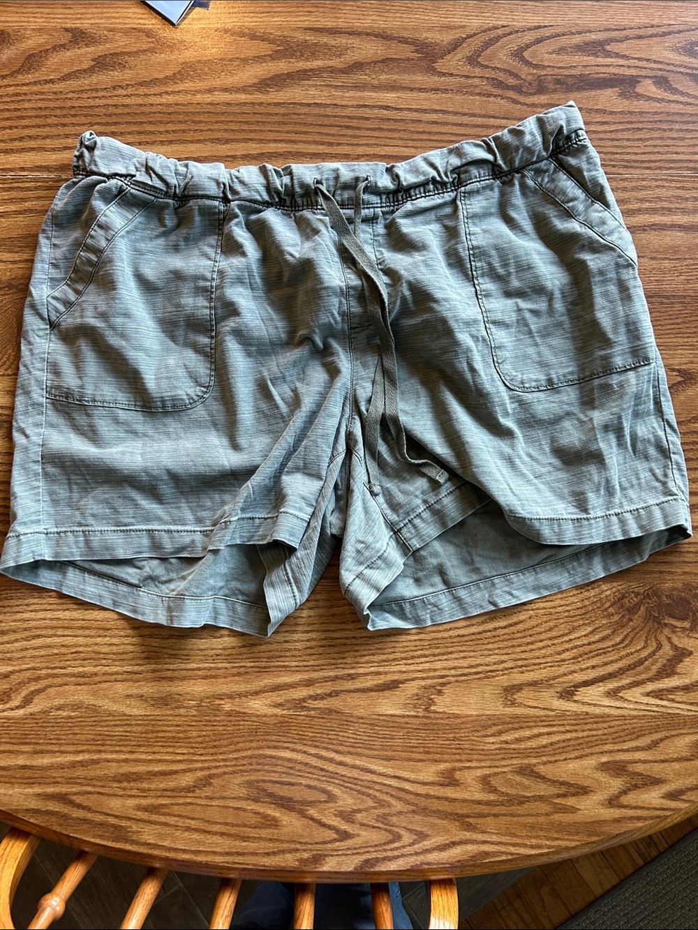 Lane Bryant khaki green shorts with drawstring size 16